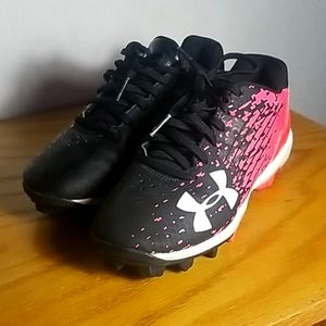 Girls Under Armor Cleets